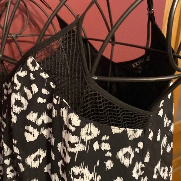 Express dress​​​ - Picture 8 of 8